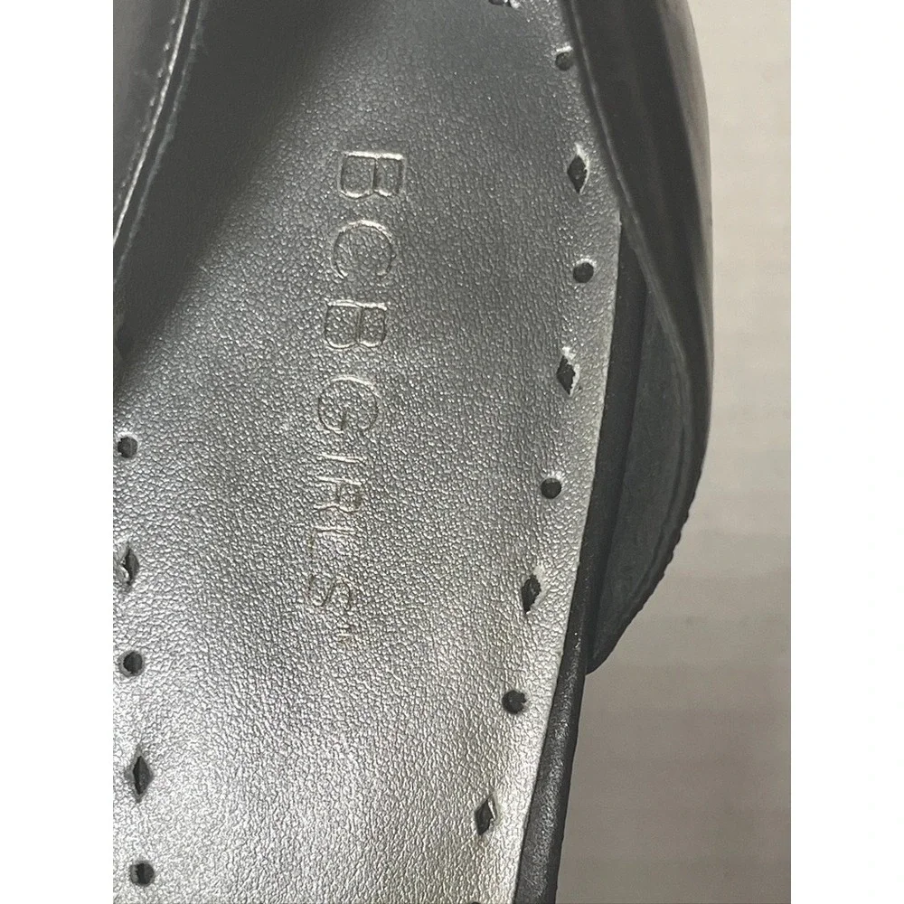 Ladies BCBGirls Black Buckle Pump Size 8B